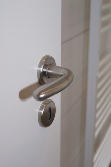 Modernes Design Supersch�ne 2 Raum Wohnung direkt am Werner Park